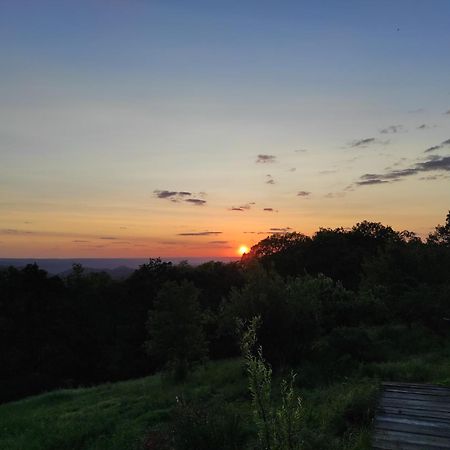Bed and Breakfast Bout De Cote Lacam-dʼOurcet Esterno foto