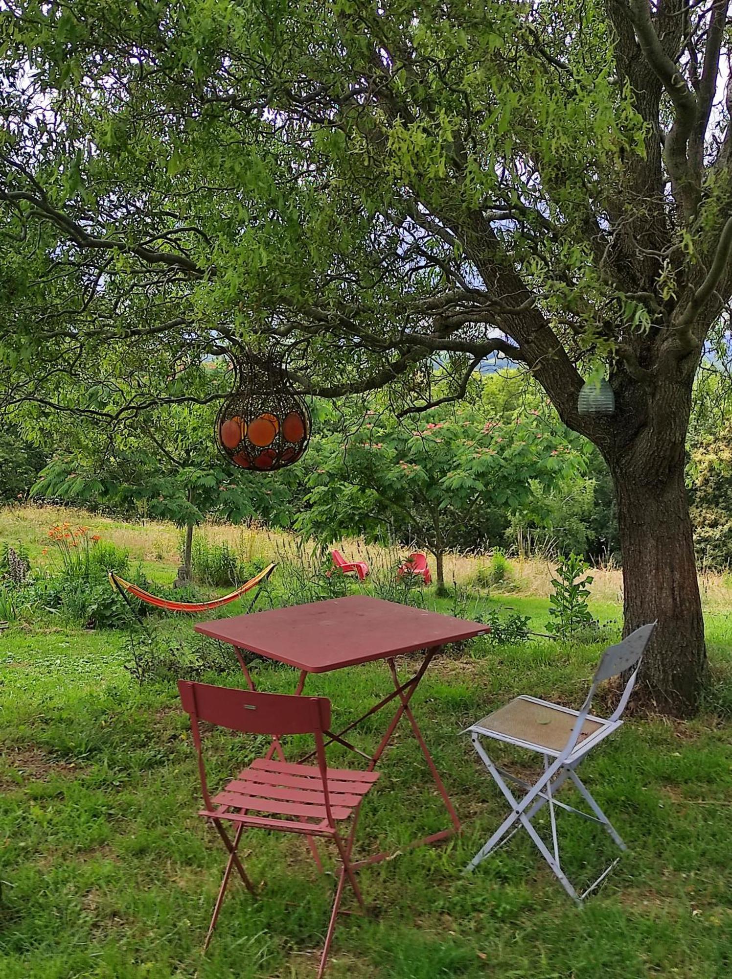 Bed and Breakfast Bout De Cote Lacam-dʼOurcet Esterno foto